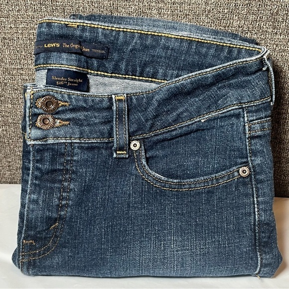 Levi’s 526 Slender Straight Jeans Women’s Size 8 Denim Casual Medium Wash‎ 2010 - Picture 1 of 11